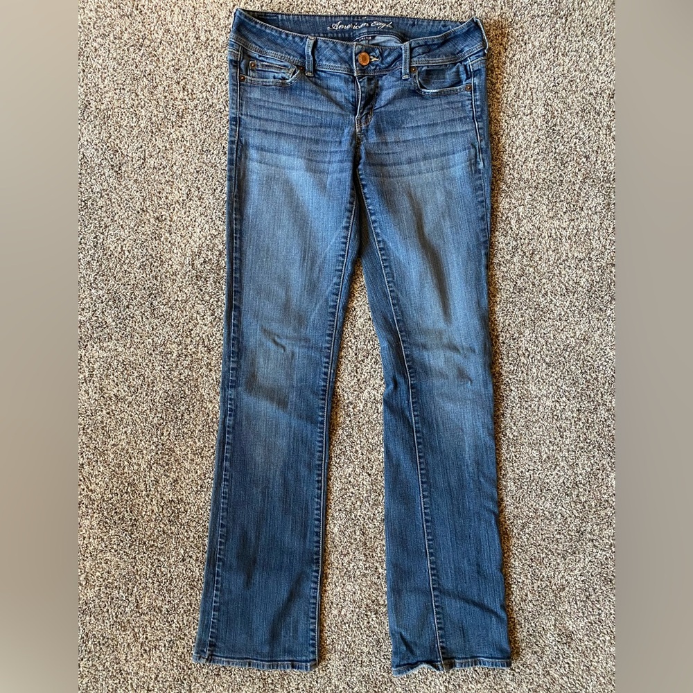 American Eagle brand. Size 10 X-Long. Medium blue color.